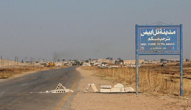 الوحدات الكردية تسیطر على منطقة مشهور تحتاني في تل أبيض