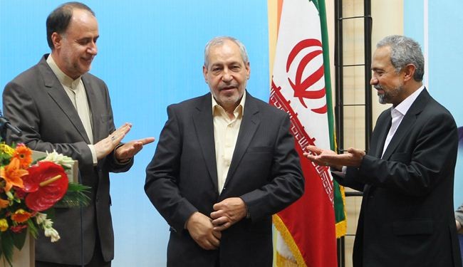وزير التربية والتعليم الإيراني ينال ثقة البرلمان مجدداً
