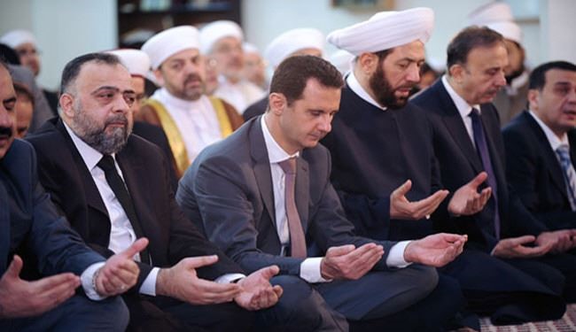 الرئيس الأسد يؤدي صلاة عيد الفطر في جامع الحمد بدمشق+صور