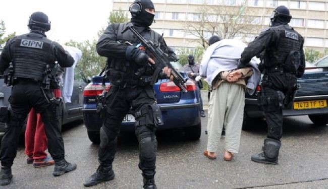 داعش، تروریست‌های فرانسه را از راه دور آموزش می‌دهد