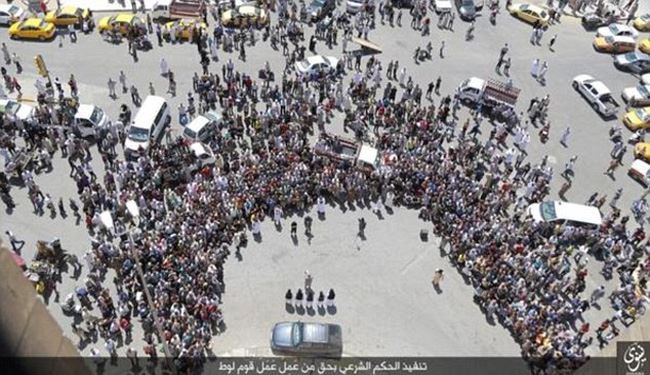 Pics: ISIS Thrown Iraqi Man from High Building for “Being Gay”