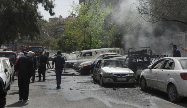 مقتل 5 أشخاص وجرح 37 بقذائف للمسلحين على دمشق