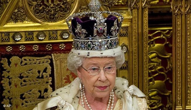 رکورد ملکه انگلیس در تاج و تخت !