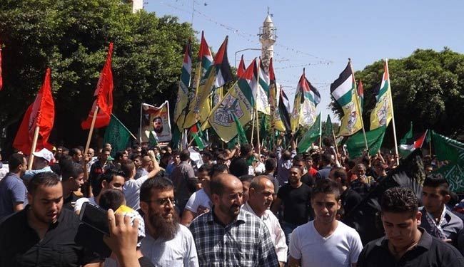 بالصور..مسيرات غضب بالضفة وغزة نصرة للأقصى ومواجهات مع الاحتلال