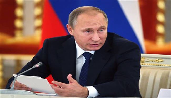 پوتین: به حملات هوایی در سوریه ادامه می دهیم