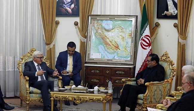 شمخاني: تنفیذ الاتفاق النووي یبني الثقة بین ایران والغرب