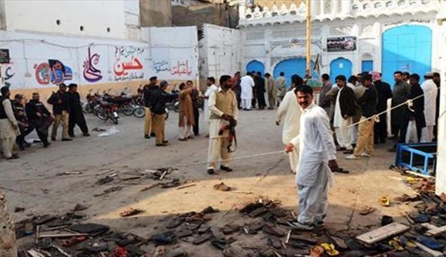 انفجار مسجد شیعیان پاکستان 10 کشته به جا گذاشت