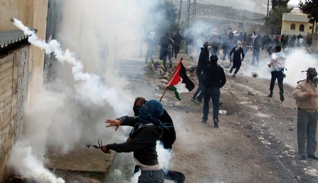 روزانه 2 فلسطینی در انتفاضه شهید می شوند