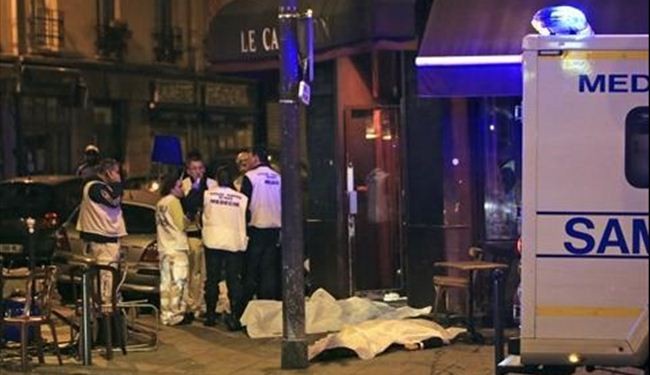 تفجيرات باريس تشعل مواقع التواصل