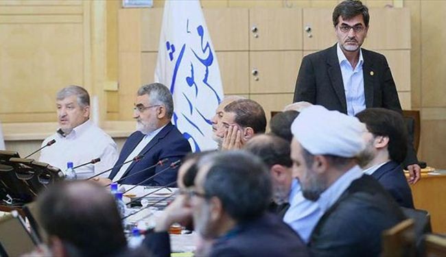 البرلمان الايراني يدين جرائم داعش فی لبنان وفرنسا