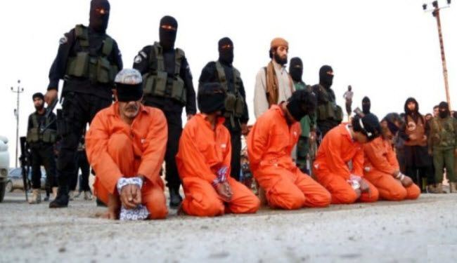 بالصور: داعش تعدم 5 أشخاص في الانبار، والتهمة ..