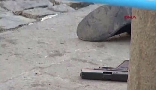 مقتل محام كردي بارز مناهض لأردوغان أمام أعين الصحفيين