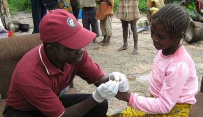 تشخيص الملاريا بالهاتف المحمول في قرى افريقيا النائية