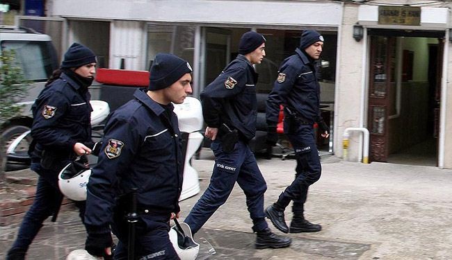 تركيا تعتقل 18 شخصا بينهم ضباط يعتقد أنهم أنصار غولن