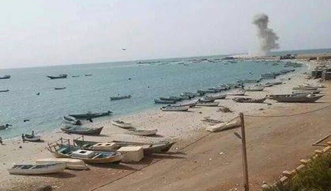 قصف قاعدة خميس مشيط الجوية السعودية بصاروخ بالستي