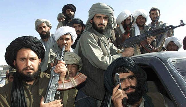 مسؤول أفغاني يحذر من سقوط هلمند في يد طالبان