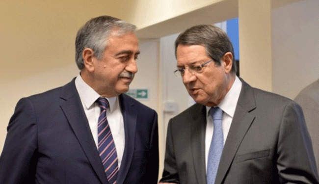 زعيما شطري قبرص يعربان عن املهما في توحيد الجزيرة المقسمة