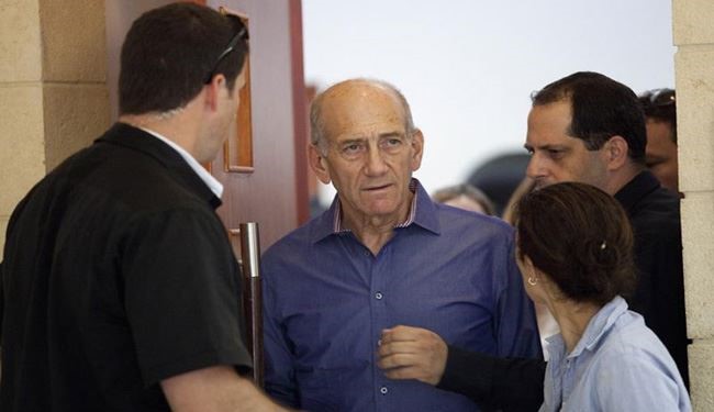 Ex-Israeli PM Olmert to Serve Jail Time on Bribery Conviction
