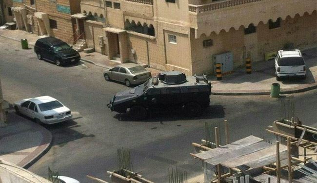 مدرعات سعودية تدخل العوامية وتطلق النار عشوائيا