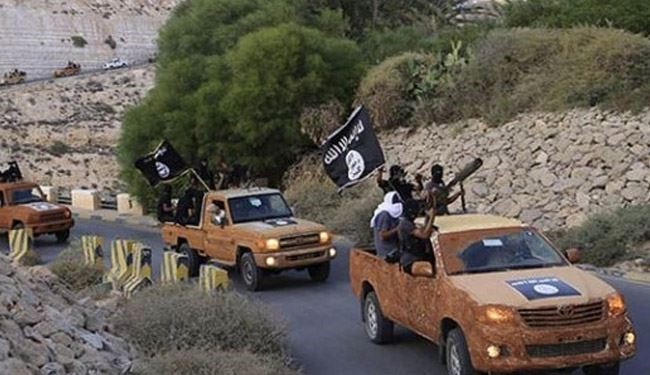 حملات داعش، انبارهای نفت لیبی را به آتش کشید