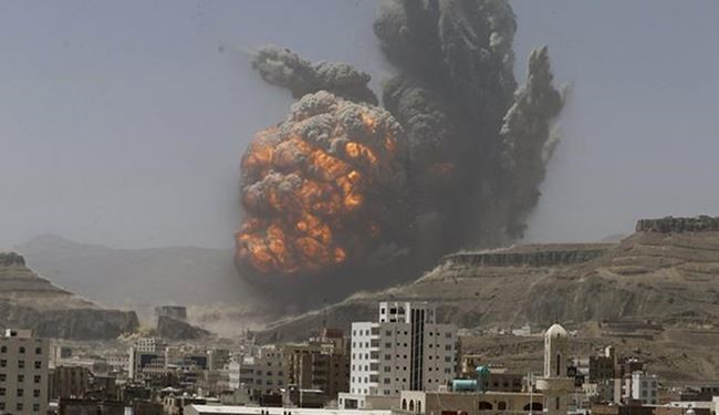 ضحايا بغارات باليمن ومقتل جنود سعوديين بقصف جيزان