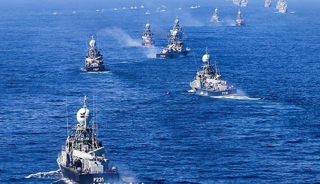 عرض عسكري كبير للبحرية الايرانية في بحر عمان