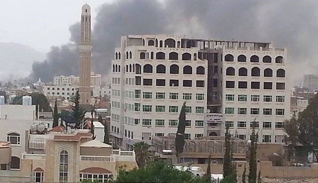 ضحايا مدنيون بغارات على صنعاء ومقتل جنود سعوديين
