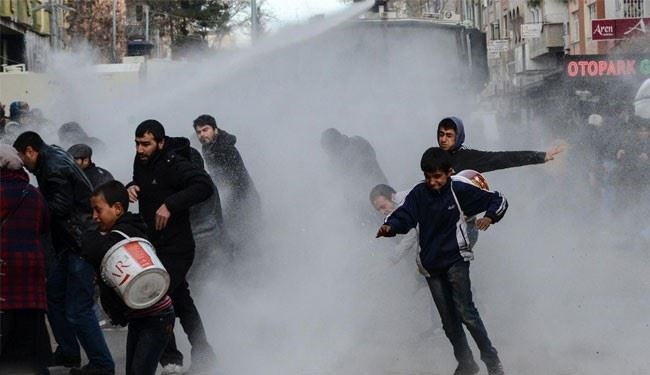 تداوم سرکوب معترضان در دیاربکر ترکیه
