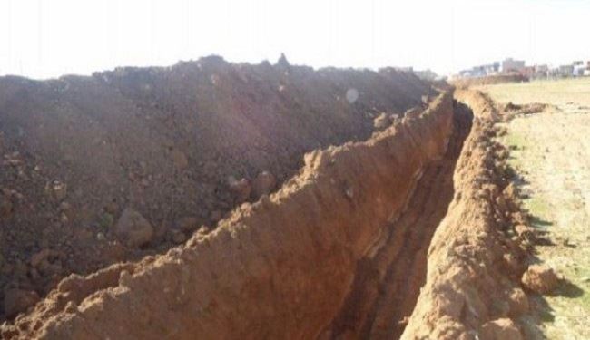 حفر خندق في كربلاء بمحاذاة الأنبار لقطع الطرق الترابية