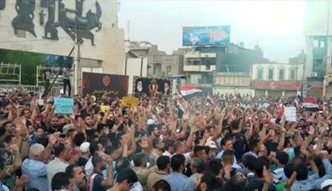 صدها هوادار صدر وارد میدان التحریر بغداد شدند