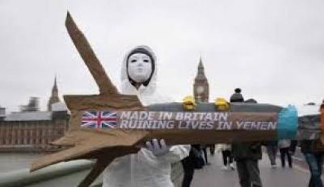 تظاهرات انگلیسی‌ها ضد فروش سلاح به عربستان +عکس