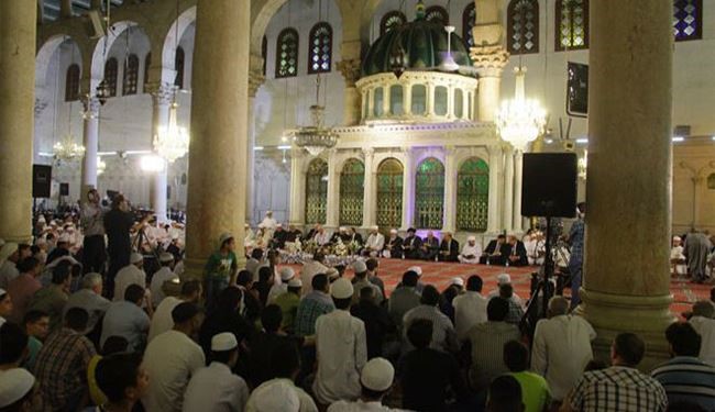 احتفال ليلة النصف من شعبان بالمسجد الاموي +صور