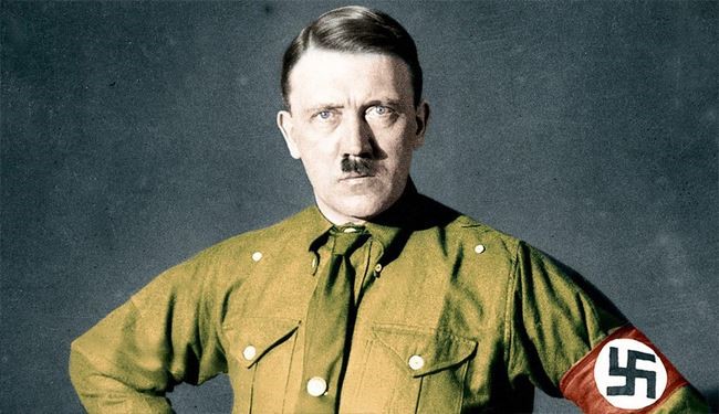 هیتلر چگونه خود را برای مسحور کردن مردم آماده می کرد؟+عکس