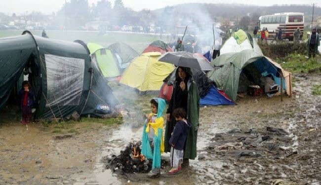 اطفال المهاجرين لأوروبا يواجهون الضرب والموت!
