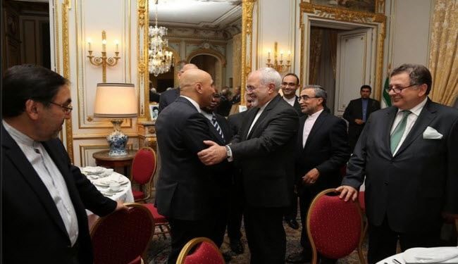 ظريف: علاقاتنا مع دول الجوار اهم من الموضوع النووي