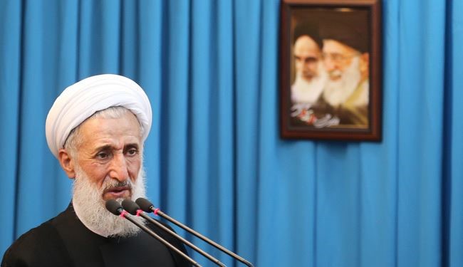 خطيب جمعة طهران: آل خليفة وآل سعود سيلقون مصير شاه ايران