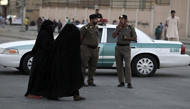 افسر سعودی زن خود را سر برید