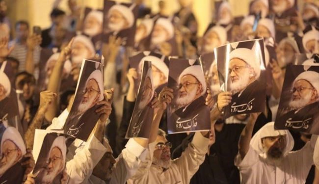 تحصن بحرینیها مقابل منزل شیخ عیسی ادامه دارد+عکس