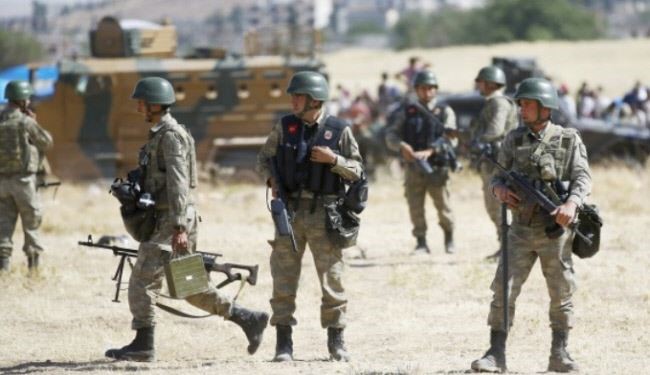 مقتل 4 جنود أتراك بتفجير عبوة ناسفة جنوب شرق البلاد