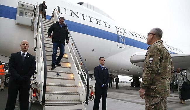 وزير الدفاع الاميركي يصل بغداد في زيارة مفاجئة