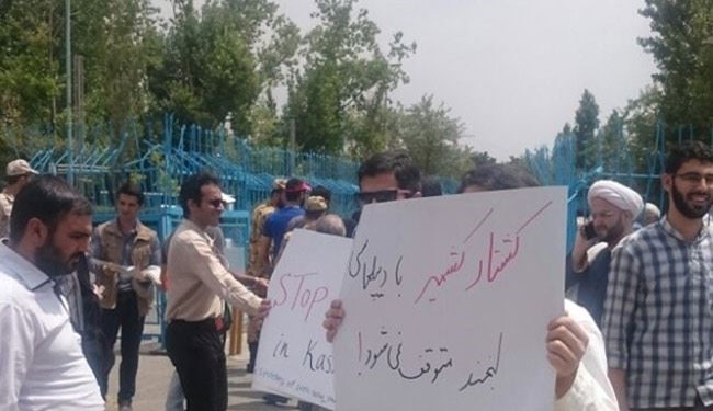 الطلاب الايرانيون يناشدون مسلمي العالم بعدم السكوت على جرائم كشمير