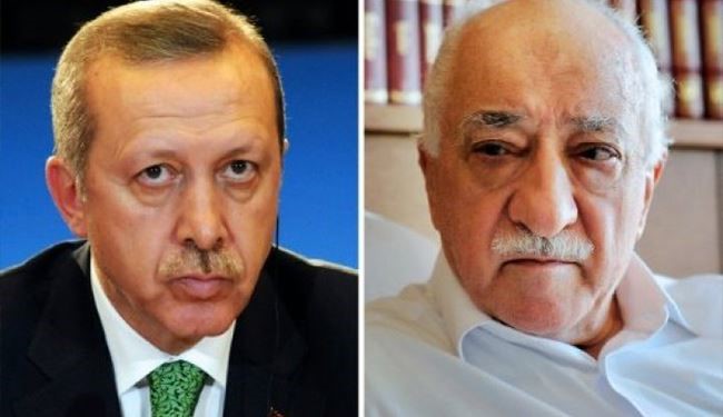 غولن ردا على مذكرة لاعتقاله: أردوغان يسعى إلى السلطوية