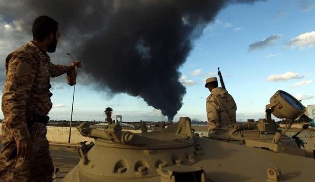 احتمال اندلاع حرب بين قوات حفتر وحكومة الوفاق على حقول النفط