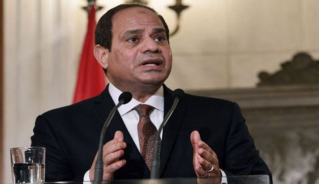 السيسي: الإرهاب والفساد أضعفا الاقتصاد المصري