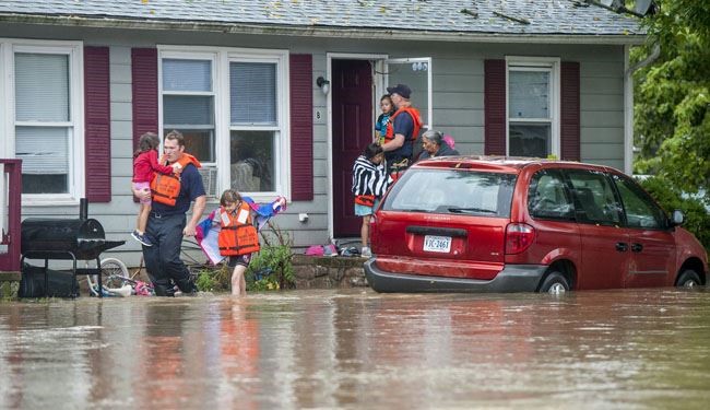 انقاذ سبعة الاف شخص من الفيضانات في لويزيانا