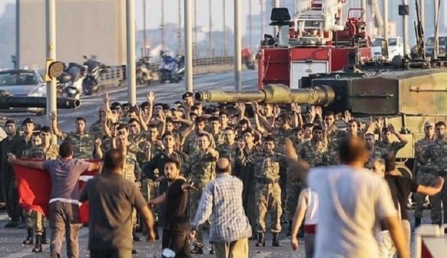 عدد الفارين من الجيش التركي 137 بينهم 9 ضباط، كيف هربوا؟