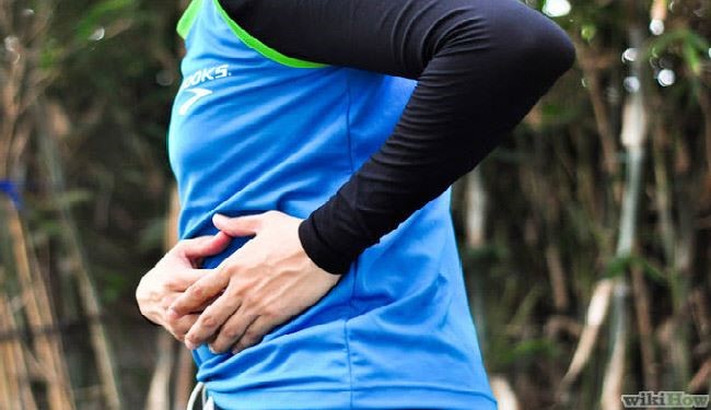 لماذا نشعر بالألم في أحد جانبي البطن عند الركض.. وما العلاج؟