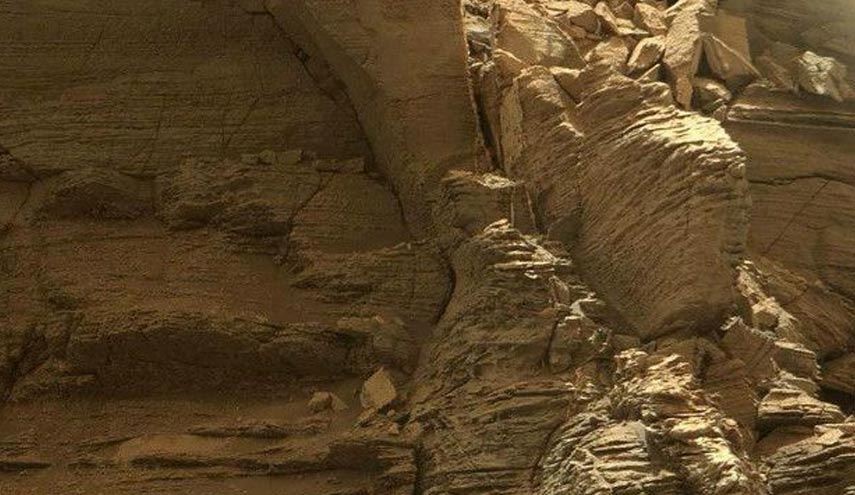 عکس‌های جدید و جالب از سطح مریخ