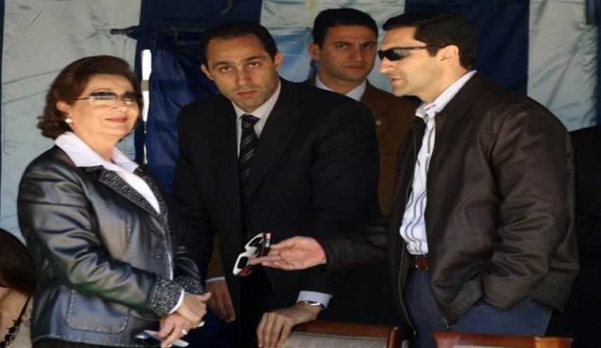 هذه أسرار تحذيرات سوزان مبارك لنجلها من العودة للسياسة