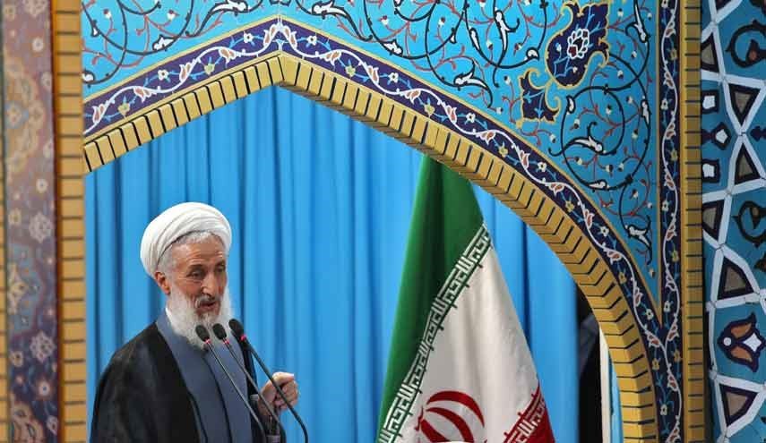 خطيب جمعة طهران: الاعداء يريدون تدمير ايران بذريعة القضايا الصاروخية والاقليمية